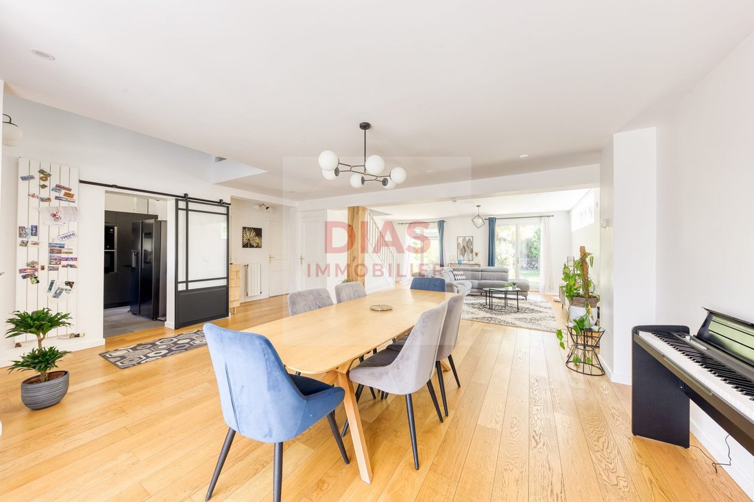 House in Villiers-sur-Marne, Ile-de-France, France 2 - 16574622