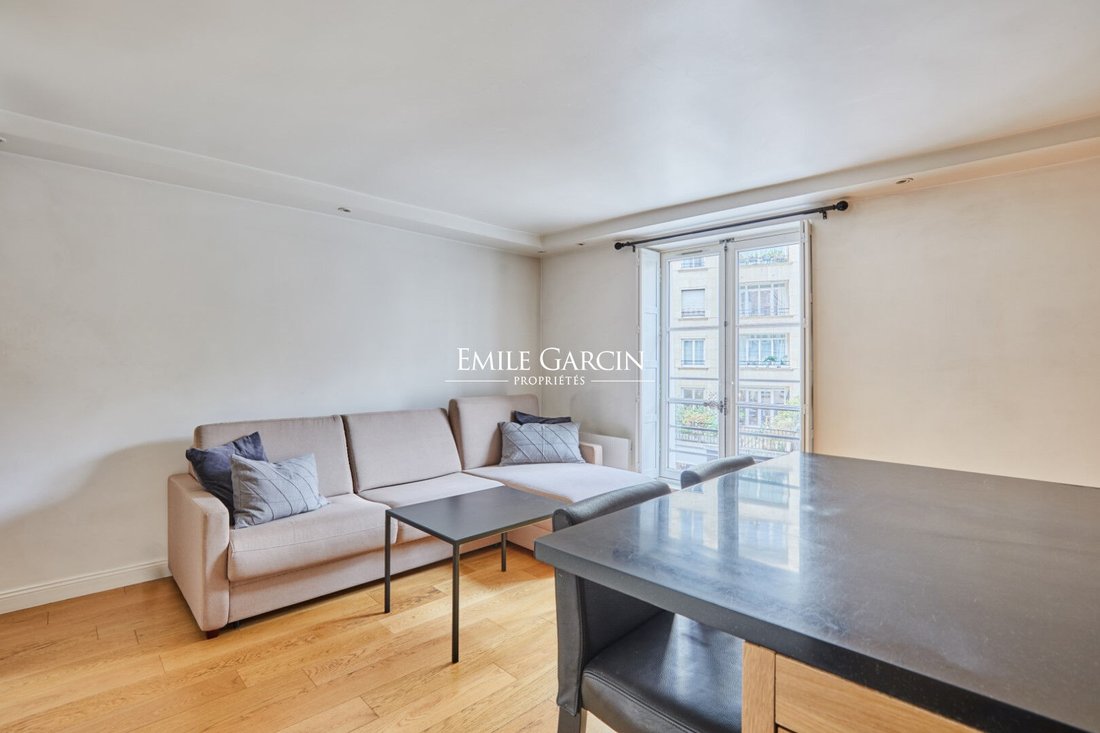 Apartment in Invalides, Paris 7e Arrondissement, Paris 2 - 16671223
