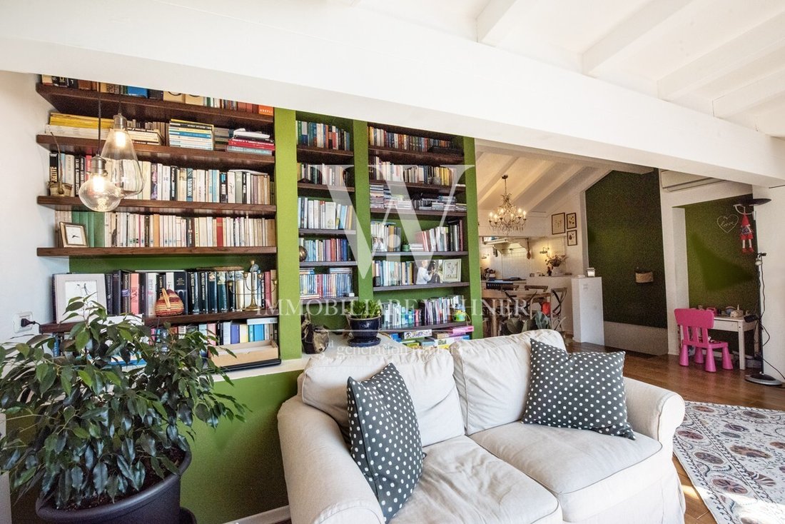 Apartment in Campione d'Italia, Lombardy, Italy 2 - 16668851