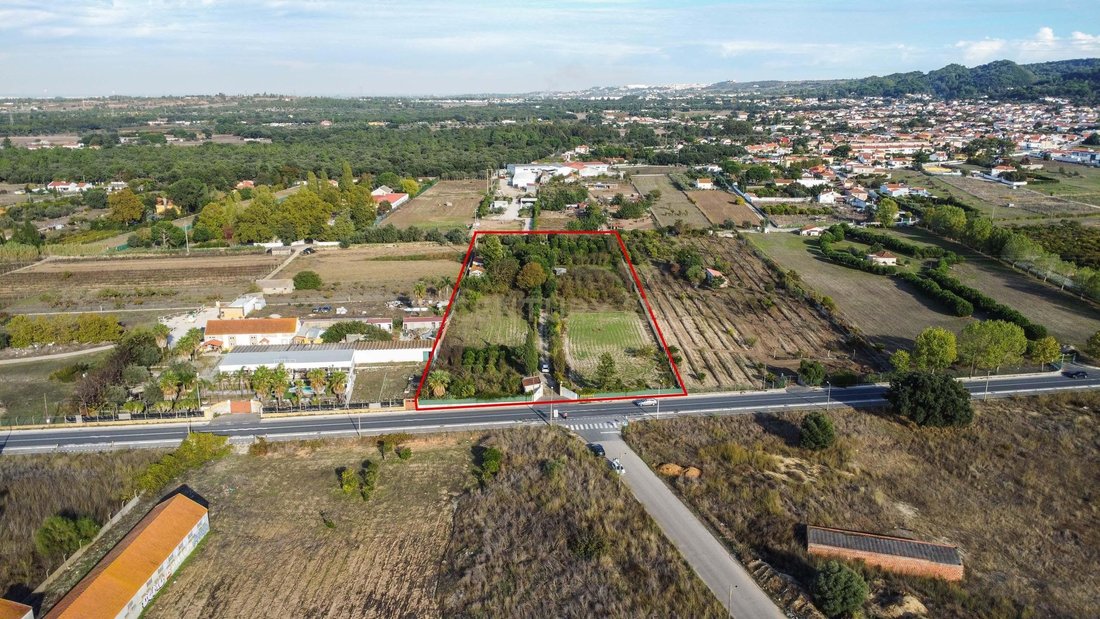 Land in Quinta do Anjo, Setubal, Portugal 1 - 16667873