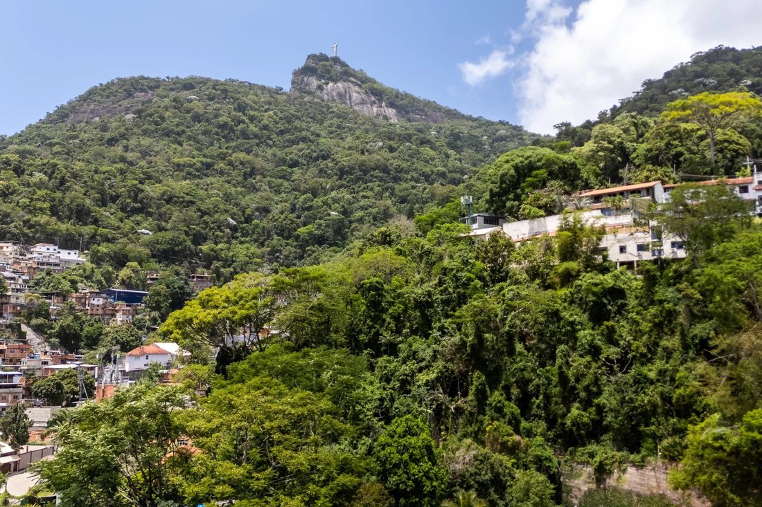 Villa in Rio de Janeiro, State of Rio de Janeiro, Brazil 2 - 10449523