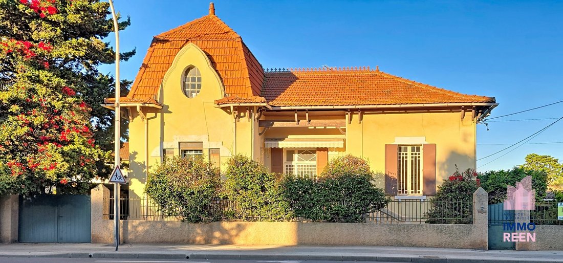 House in Coste Chaude-Mauveou, La Seyne-sur-Mer, France 1 - 16670723