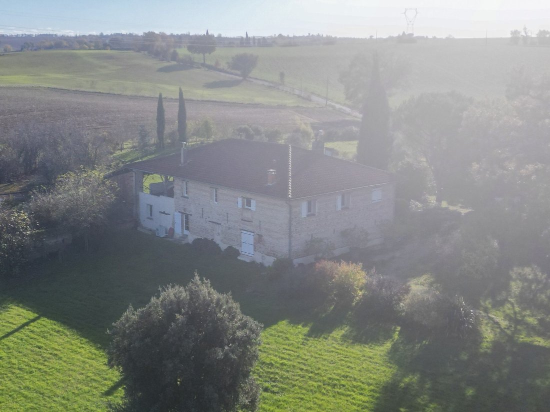 House in Centre Ville, Lavaur, France 4 - 16670262