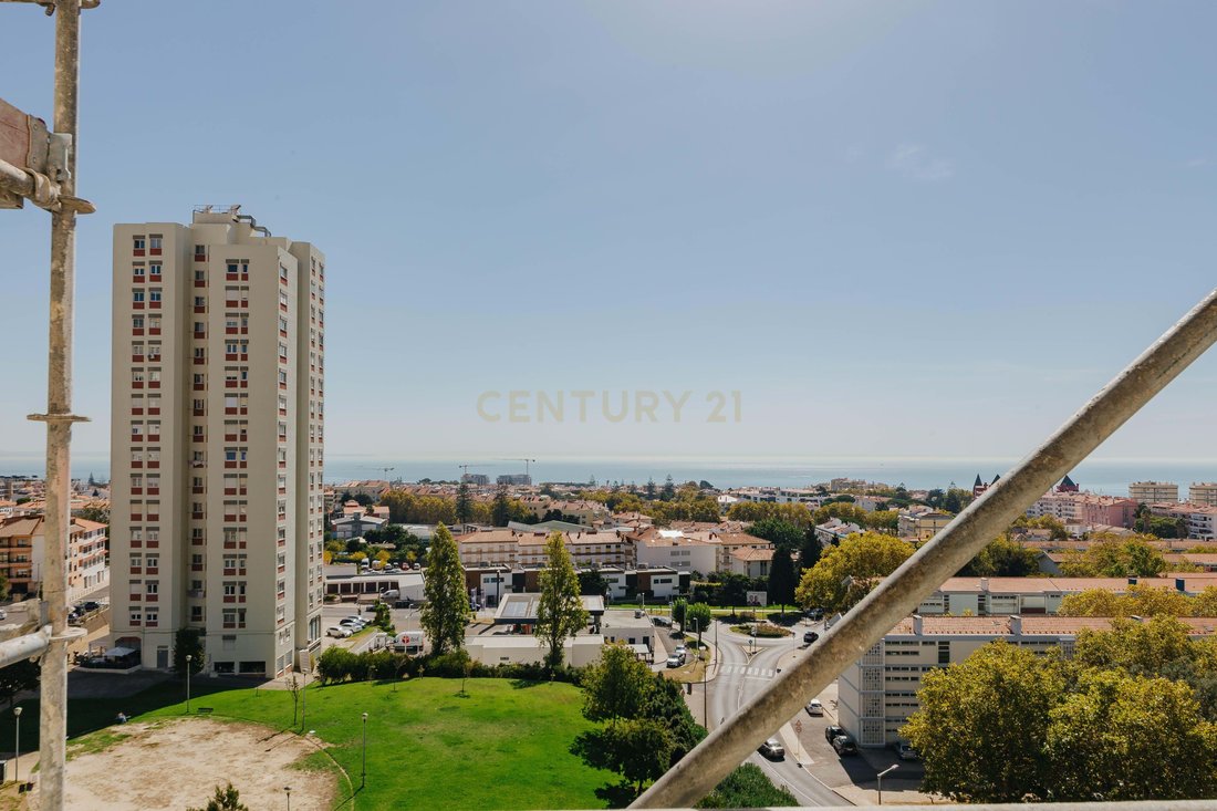 Apartment in Parede, Lisbon, Portugal 1 - 16463370