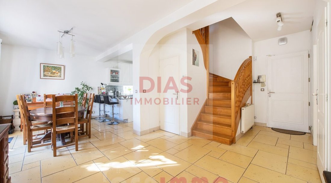 House in Creteil, Ile-de-France, France 2 - 16574620