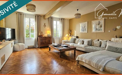 Propriété D'exception Avec 2 Maisons Indépendantes, Piscine Et Jardin Paysager