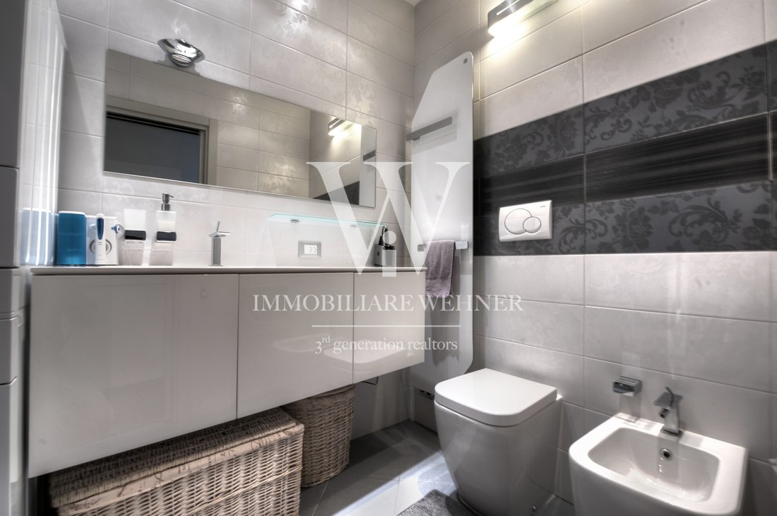 Apartment in Campione d'Italia, Lombardy, Italy 4 - 16668827