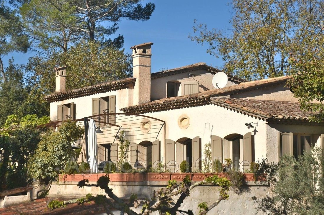 Villa in Valbonne, Provence-Alpes-Côte d'Azur, France 2 - 16671306