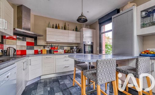 Castle for Sale in Meaux, Île-de-France, France