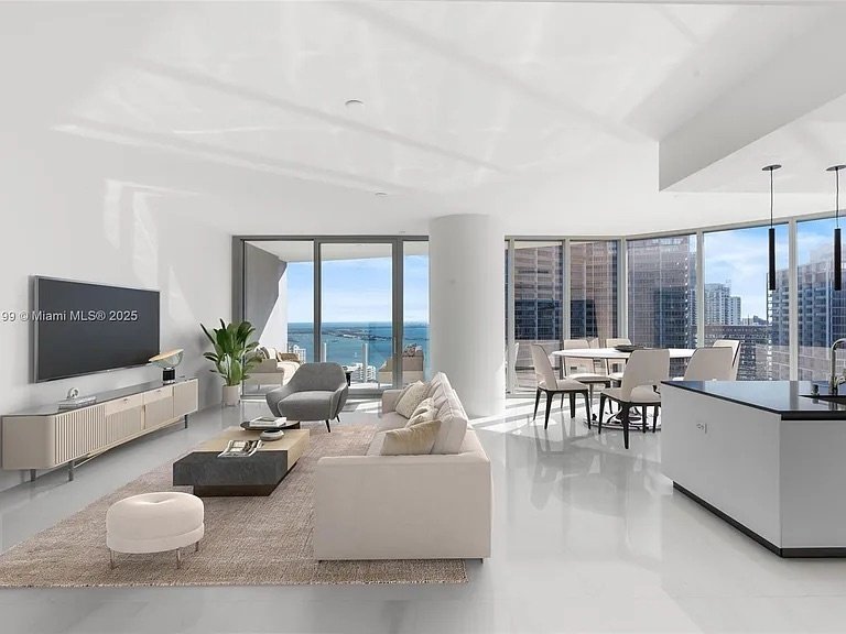 Condo in Miami, Florida, United States 3 - 16669492