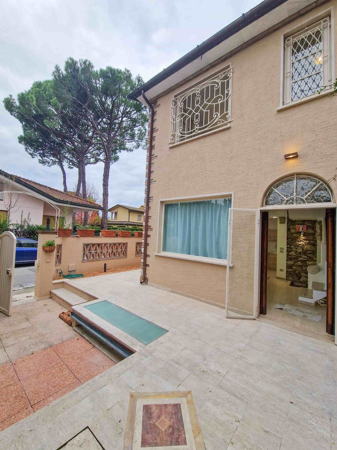 House in Vittoria Apuana, Forte dei Marmi, Tuscany 5 - 16668878