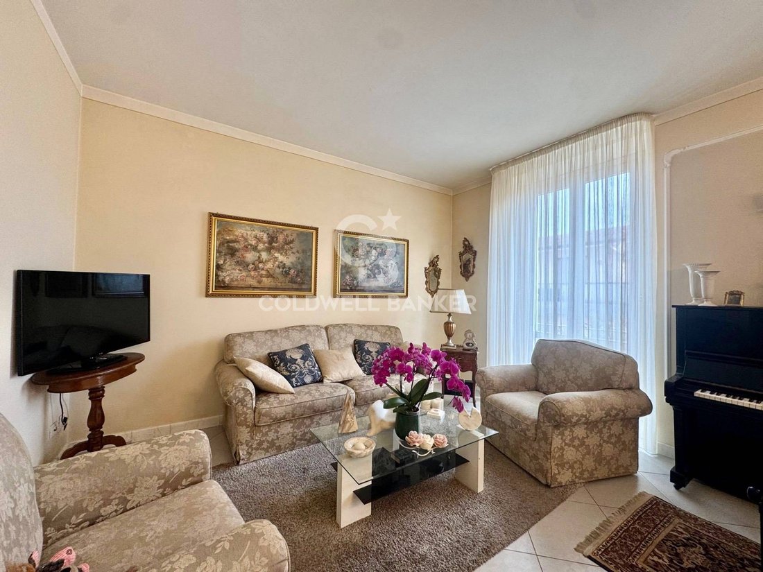 Apartment in Lungomare, Viareggio, Tuscany 2 - 16669952