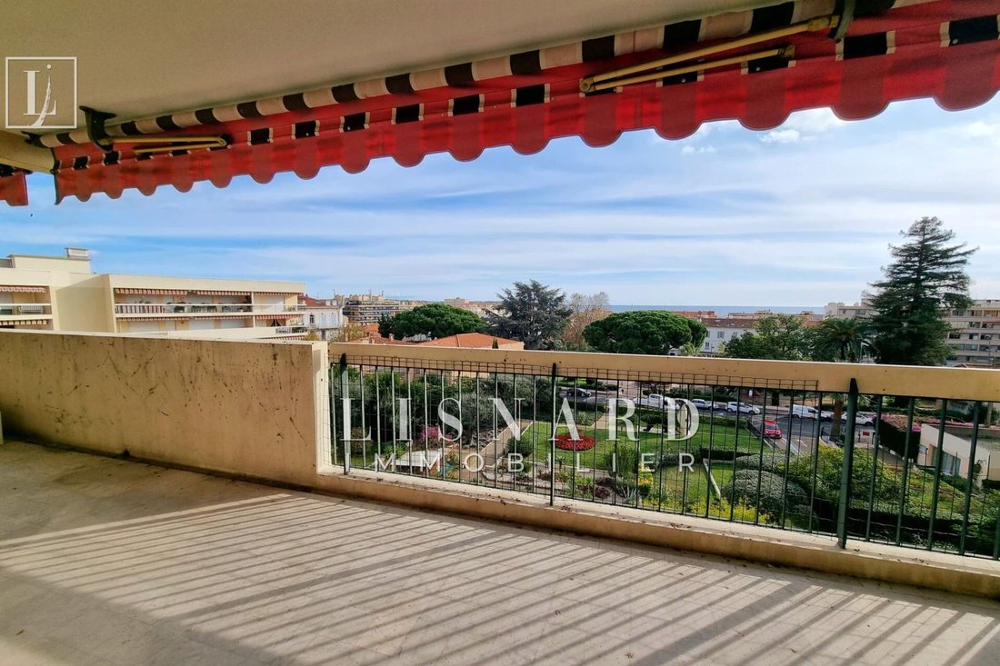 Apartment in Gabelle-Courcettes-Les Clos, Vallauris, France 1 - 16671303