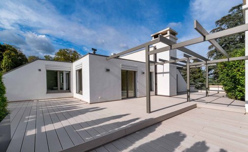 Castle for Sale in Versoix, Genève, Switzerland