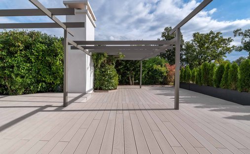 Castle for Sale in Versoix, Genève, Switzerland