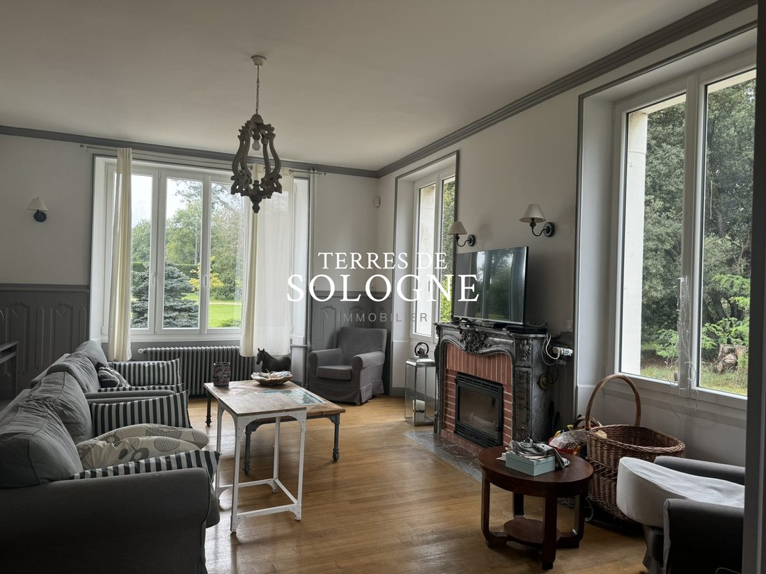 Chateau in Cerdon, Centre-Val de Loire, France 2 - 16670768
