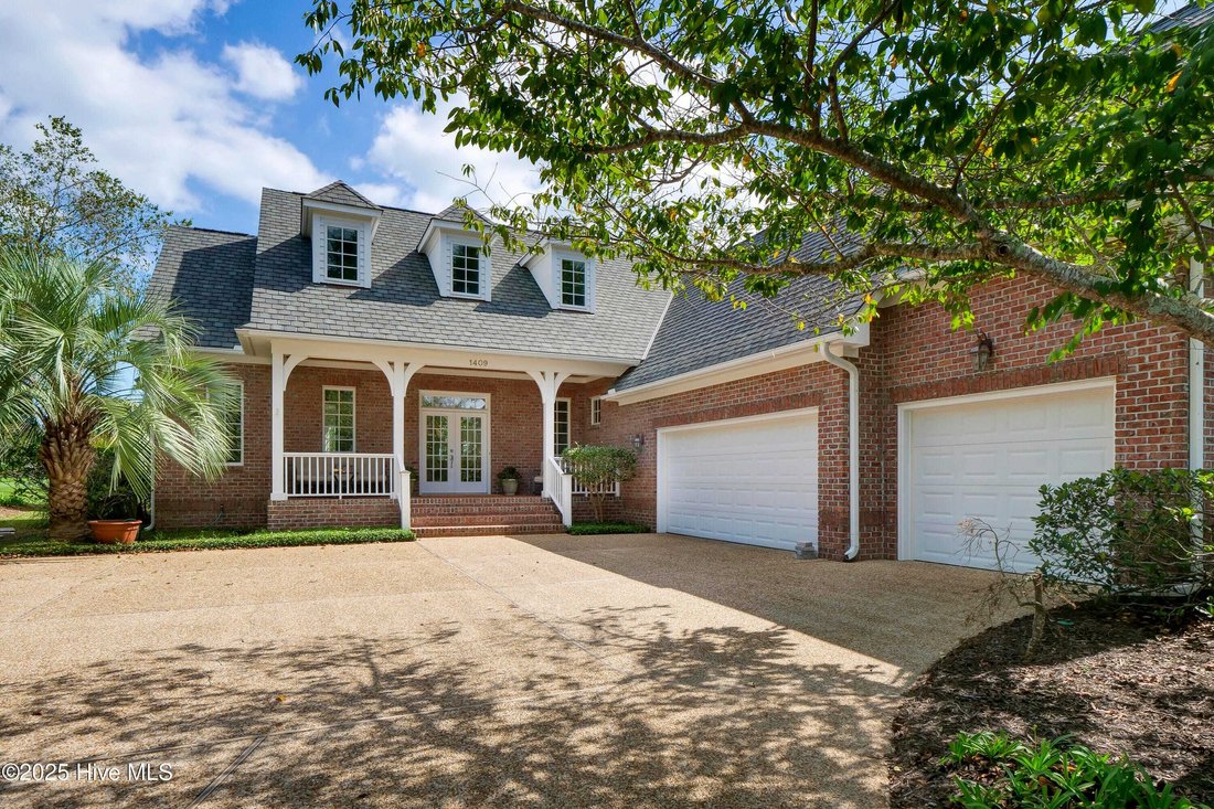 A Golf Course And Waterfront En Wilmington, Carolina Del Norte, Estados