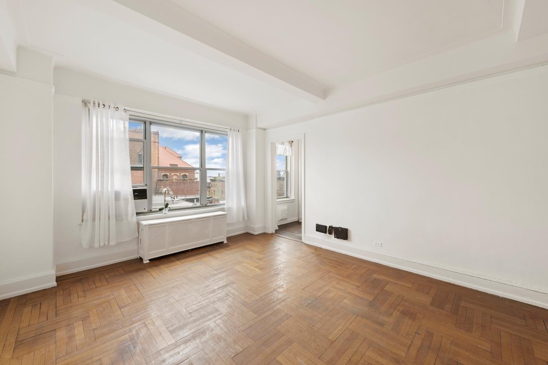 Co Op in New York, New York, United States 5 - 11923890