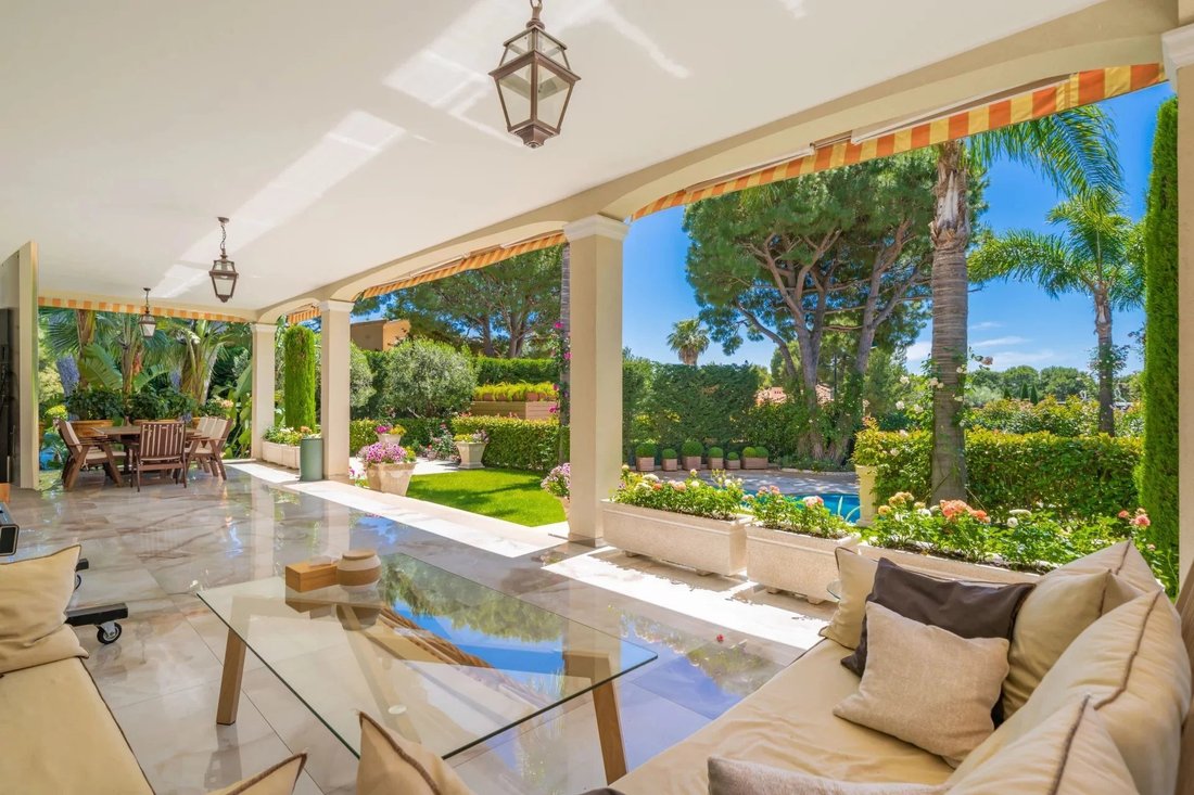 Villa in Saint-Jean-Cap-Ferrat, Provence-Alpes-Côte d'Azur, France 4 - 16669437