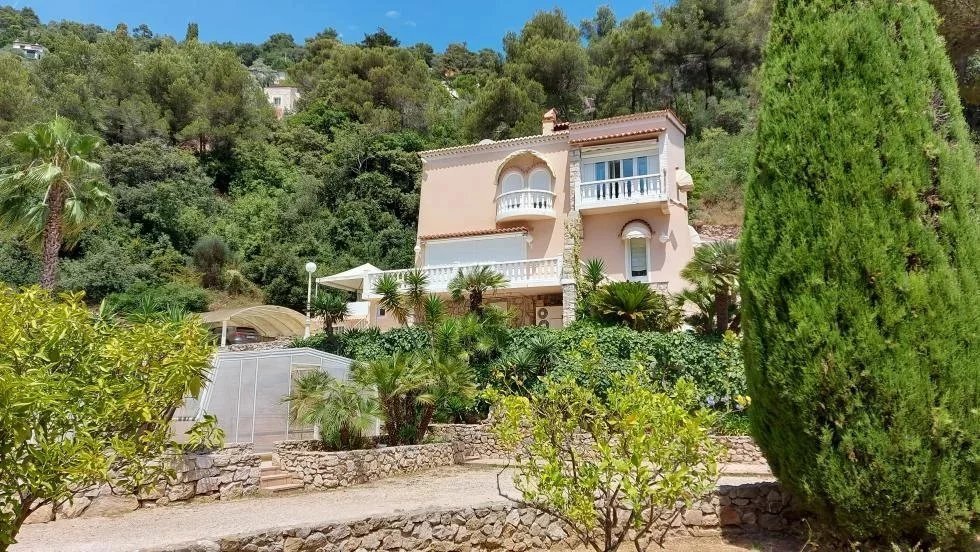 Villa in Villefranche-sur-Mer, Provence-Alpes-Côte d'Azur, France 1 - 16669420