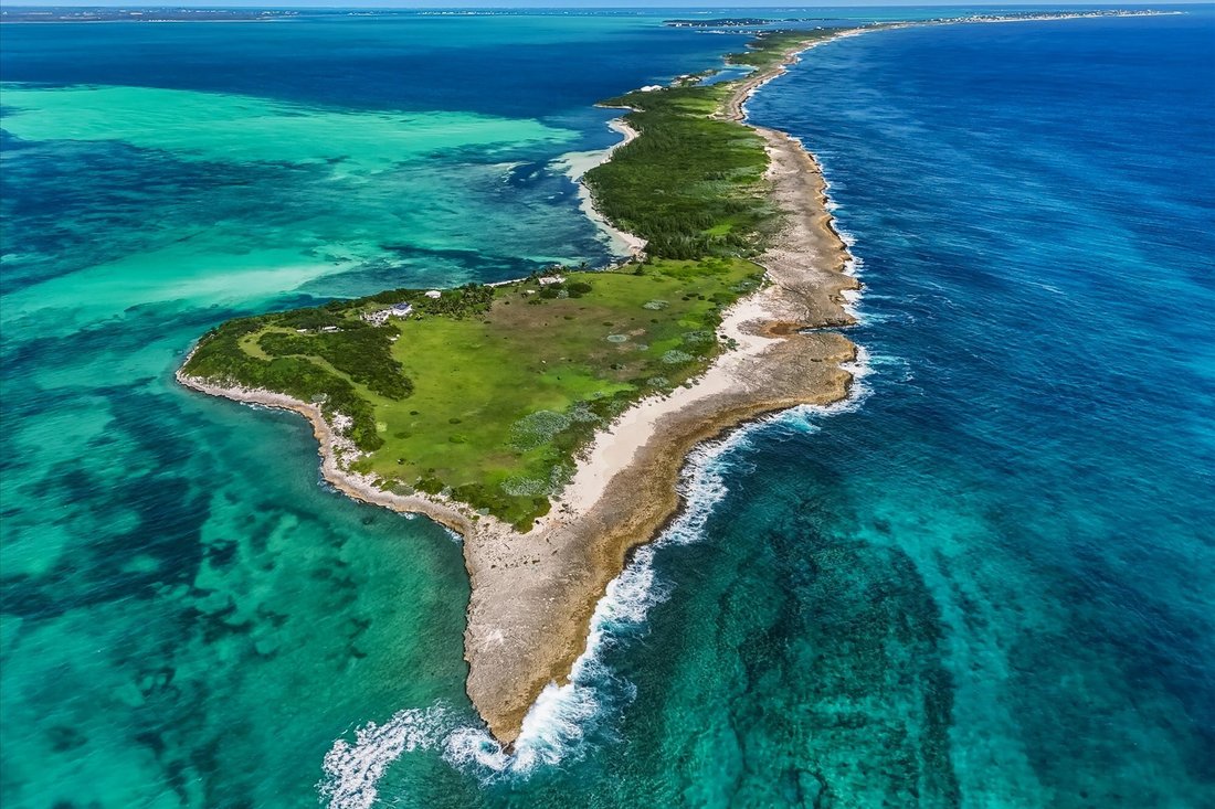 Land in Elbow Cay, Central Abaco, The Bahamas 1 - 16670632