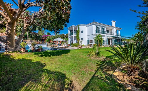 Country House in Estepona, Andalusia, Spain 1