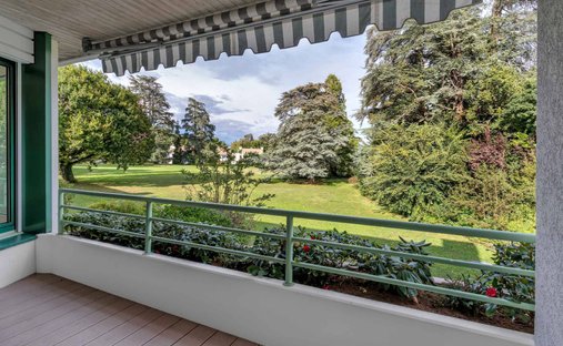 Castle for Sale in Versoix, Genève, Switzerland