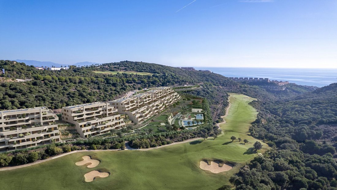 Apartment in La Alcaidesa, San Roque, Andalusia 2 - 16667887