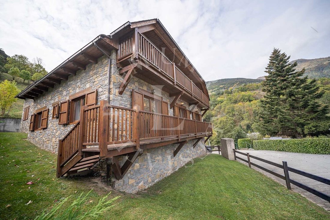 House in Vielha e Mijaran, Catalonia, Spain 3 - 16671044