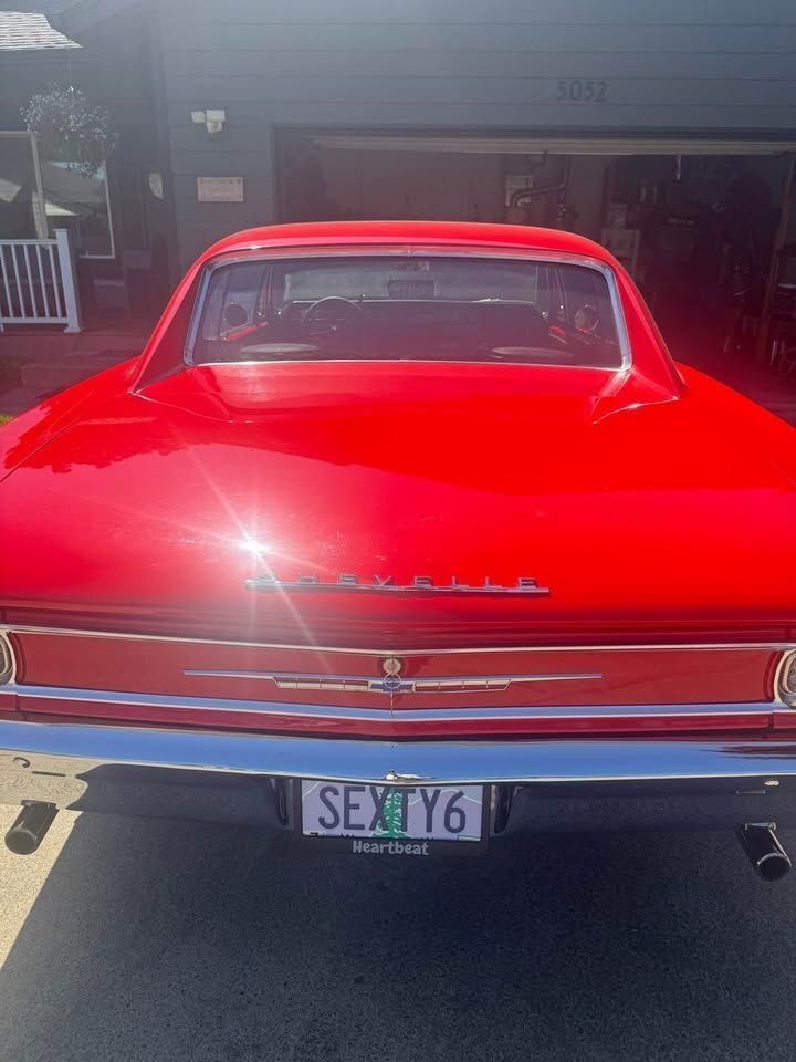 Coupe in Glendale, United States 4 - 16671143