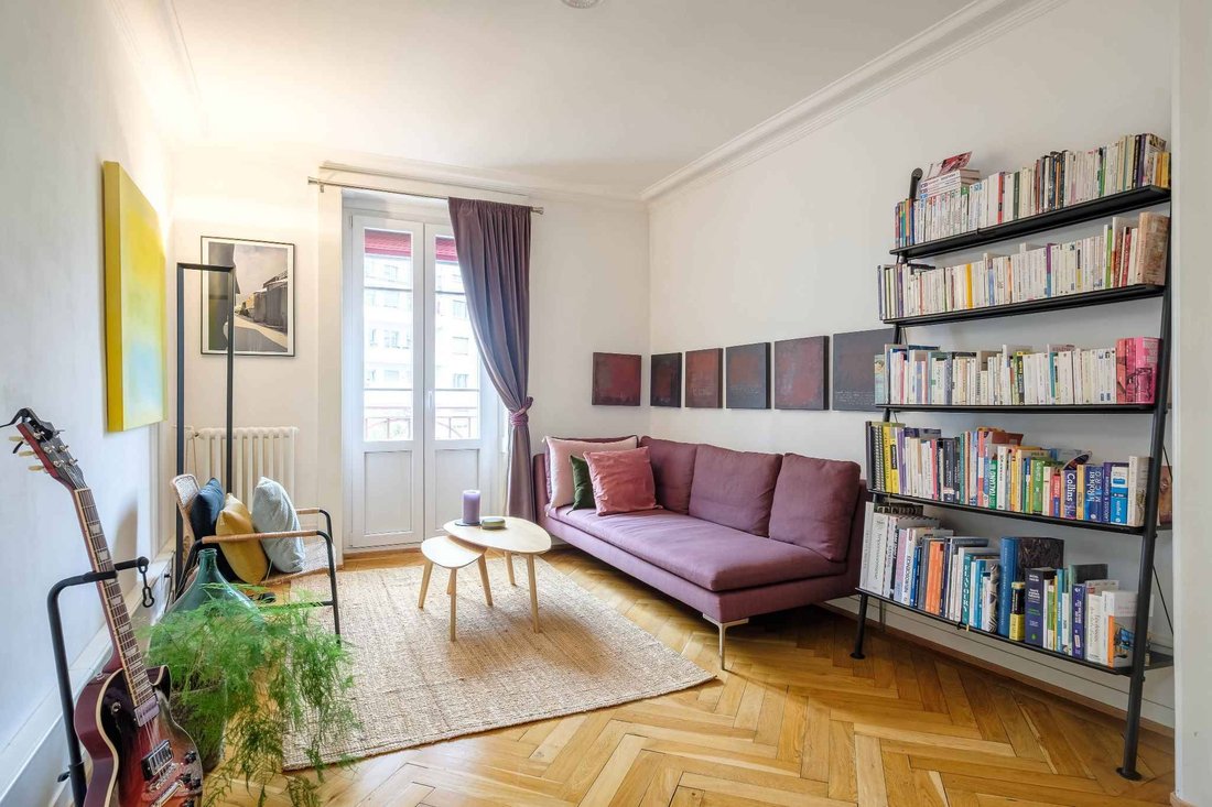 Beautiful Dual Aspect Apartment In The Heart Of Plainpalais – Exclusive Listing