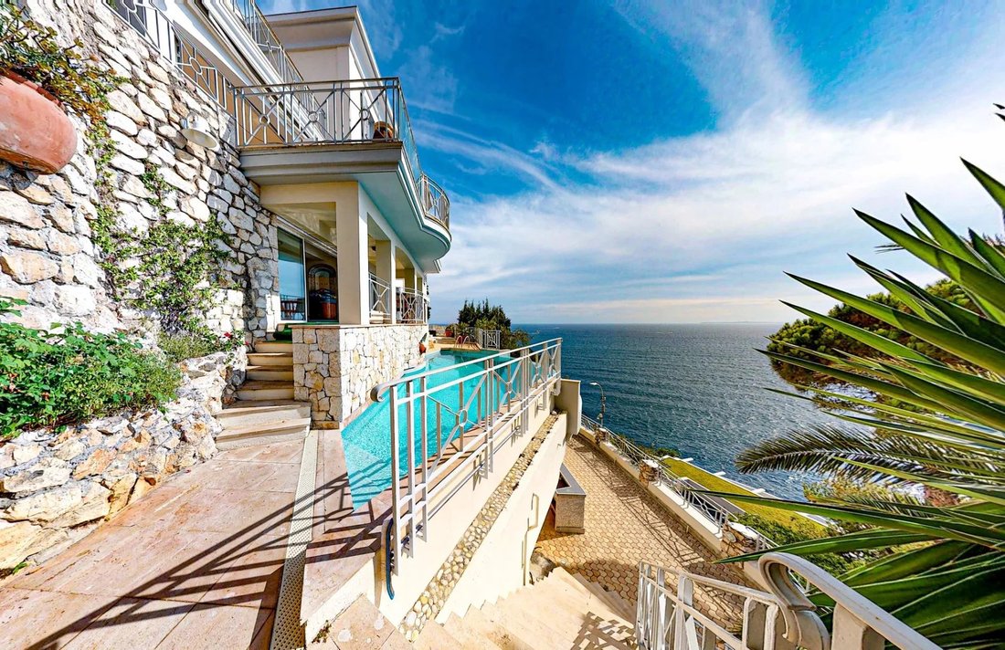 Villa in Mont Boron, Nice, Provence-Alpes-Côte d'Azur 3 - 16669450