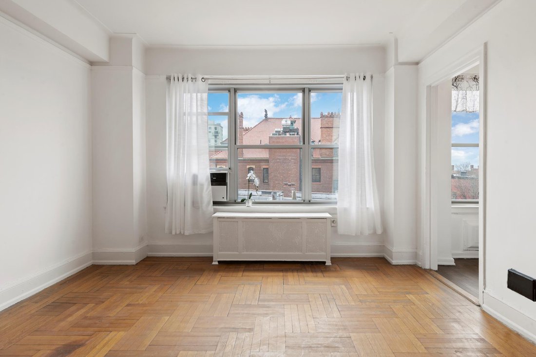 Co Op in New York, New York, United States 1 - 11923890