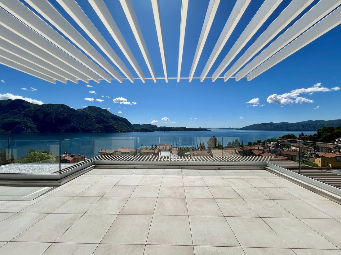 Villa in Verbania, Piedmont, Italy 4 - 16671614