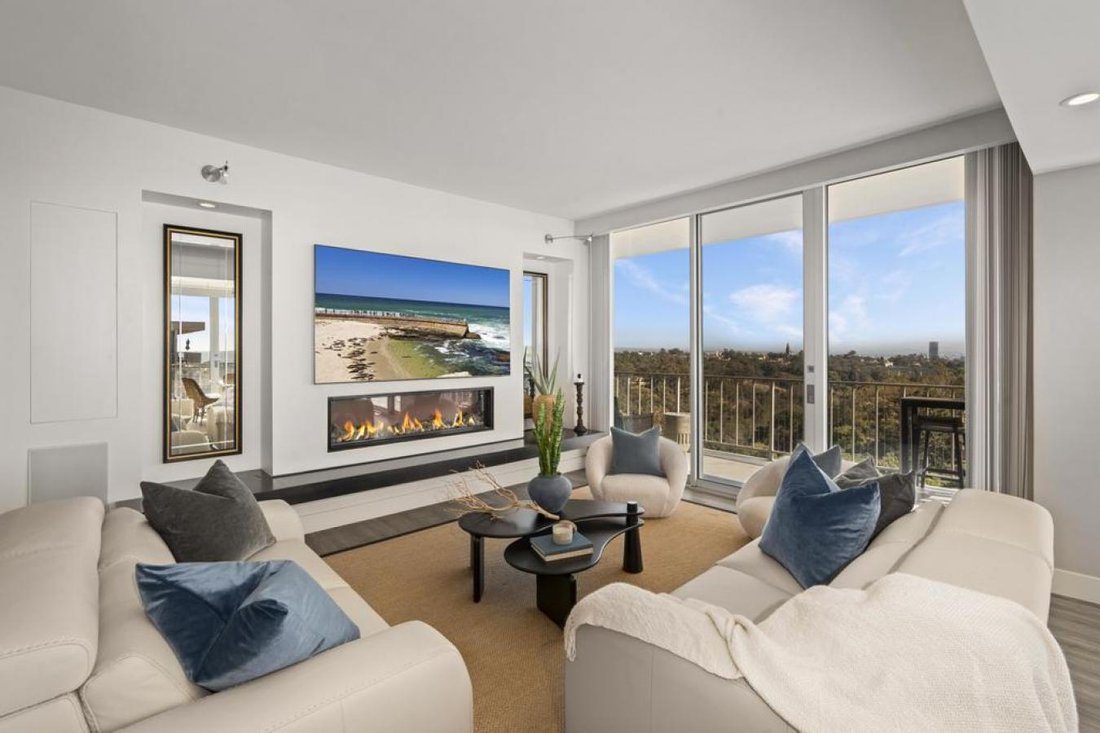 Condo in San Diego, California, United States 4 - 16671388