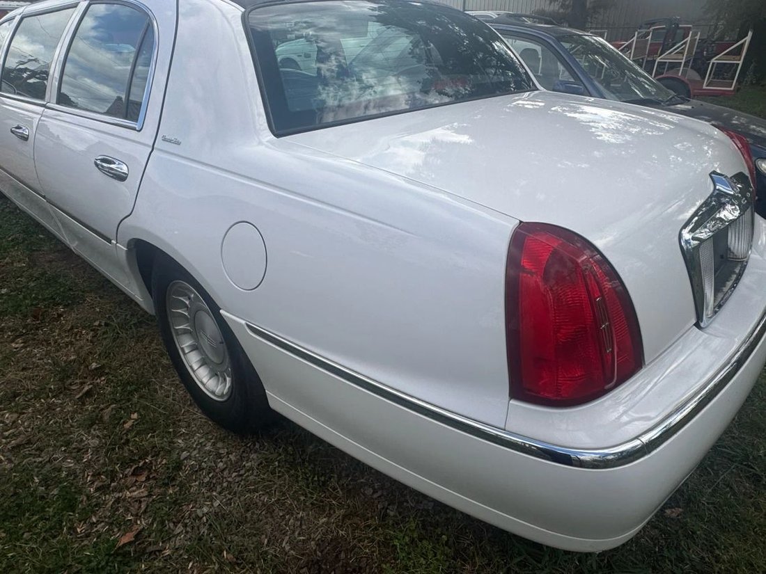 Sedan in Poteau, OK, United States 4 - 16672109