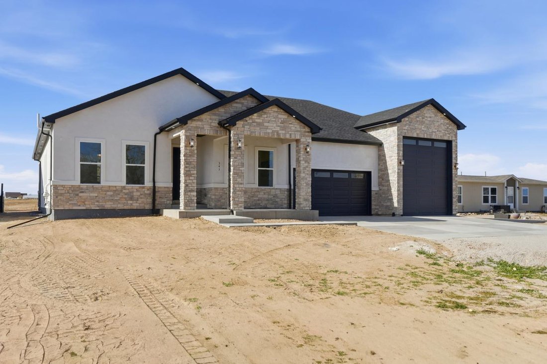 House in Keenesburg, Colorado, United States 2 - 16646374