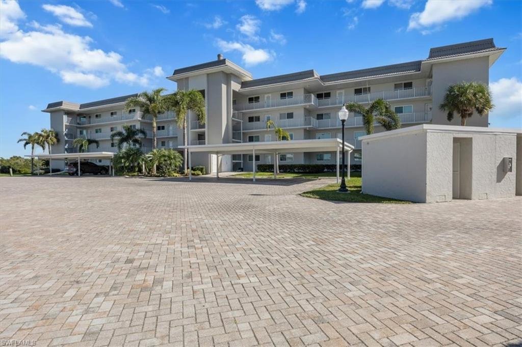 Condo in Naples, Florida, United States 2 - 16671653