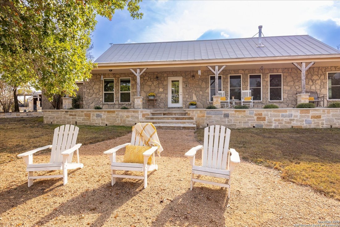 House in Boerne, Texas, United States 3 - 16670227