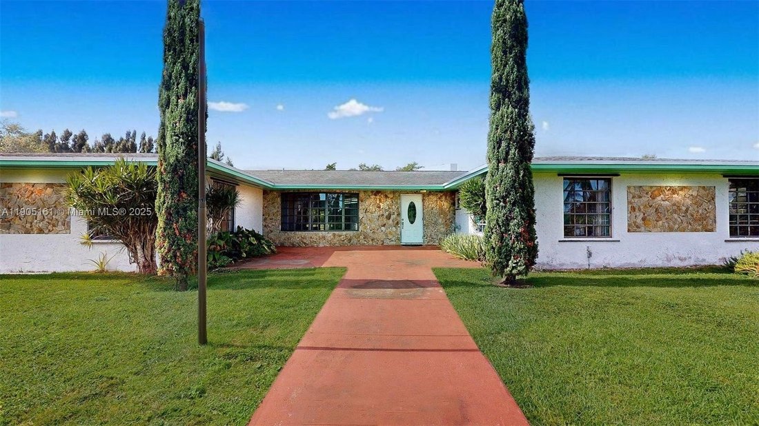 House in Homestead, Florida, United States 1 - 16671508