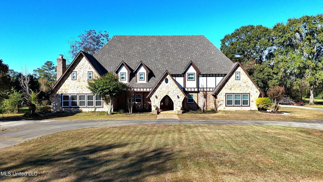 House in Picayune, Mississippi, United States 1 - 16671511
