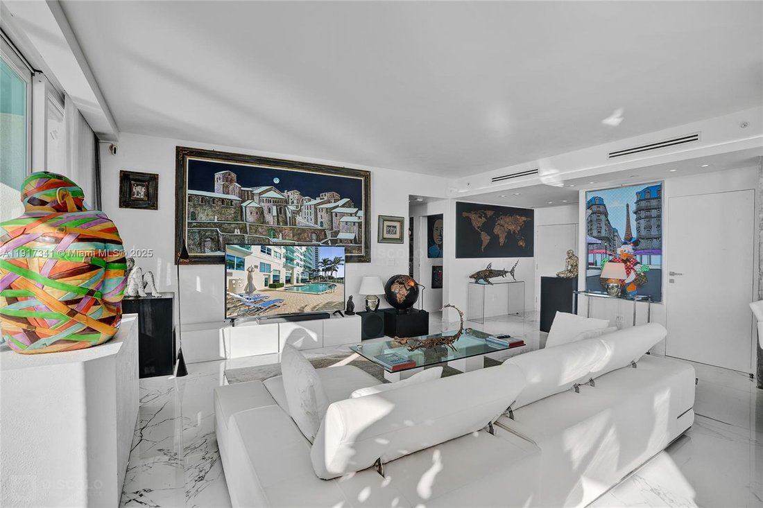 Condo in Miami Beach, Florida, United States 5 - 16671479