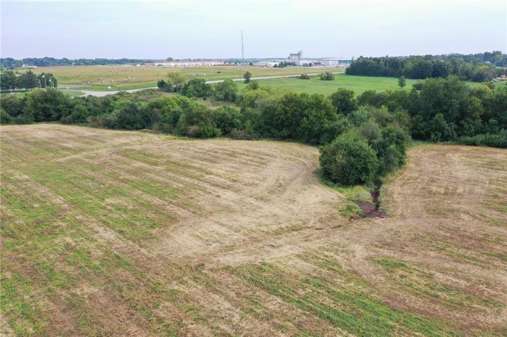 Farm Ranch in Spring Hill, Kansas, United States 5 - 16670230