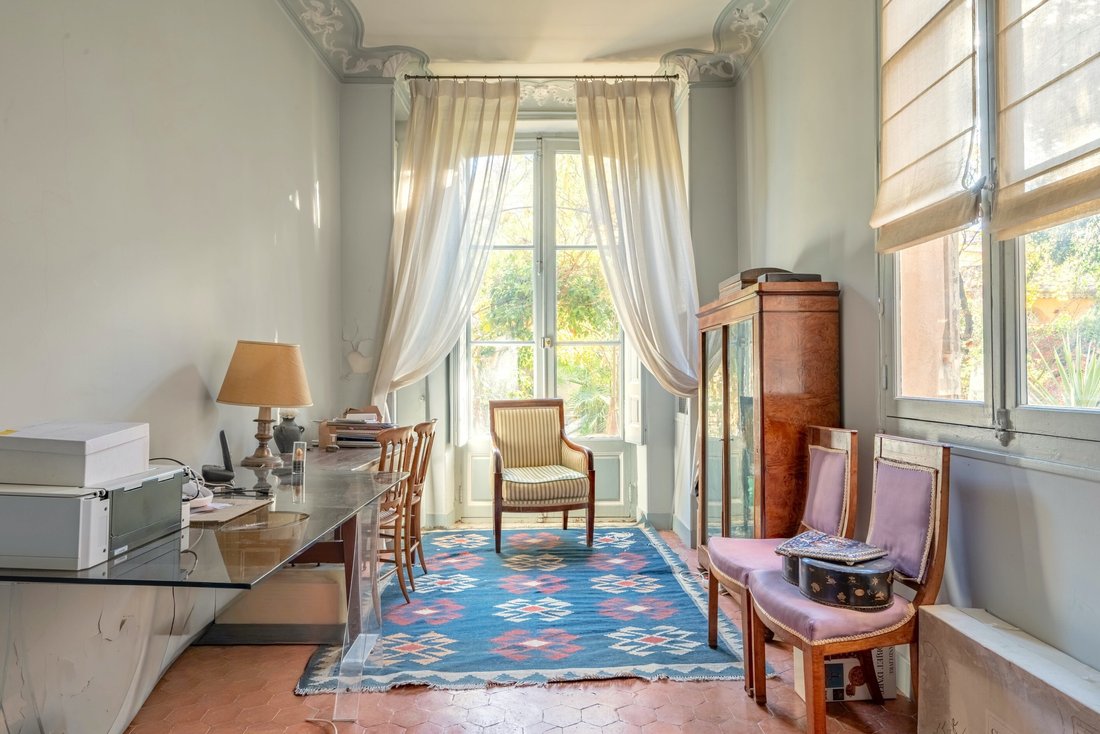 Apartment in Comtale-Cente-Cours Mirabeau, Aix-en-Provence, France 4 - 16672354