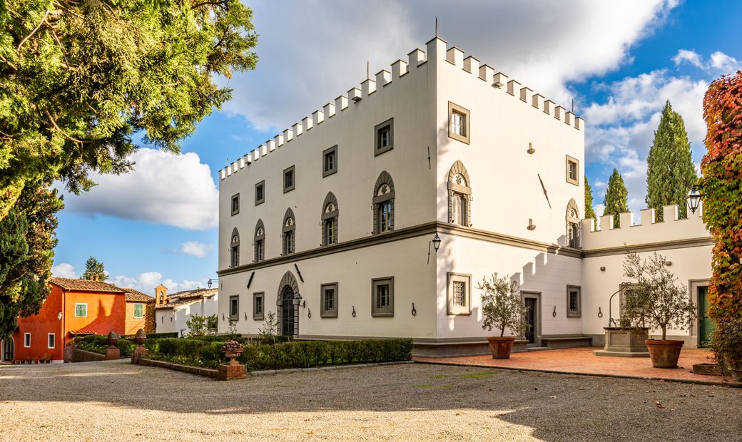 Prestigious Historic Residence With Chapel And Private Estate In San Miniato