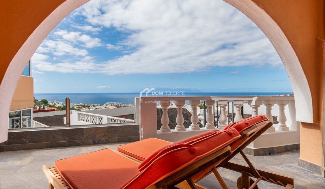 Townhouse in San Cristobal de La Laguna, Canary Islands, Spain 1 - 16672649
