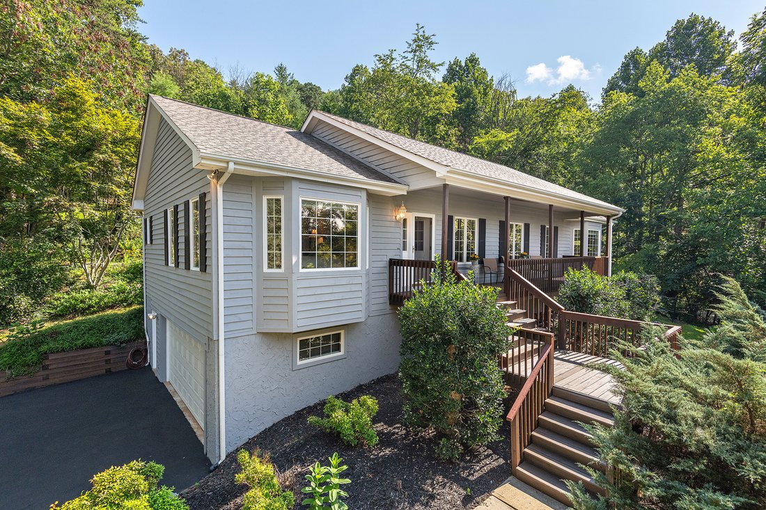 House in Asheville, North Carolina, United States 1 - 15992198
