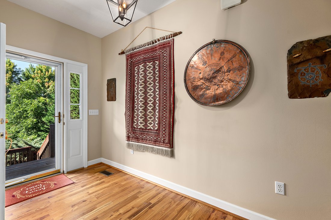 House in Asheville, North Carolina, United States 5 - 15992198