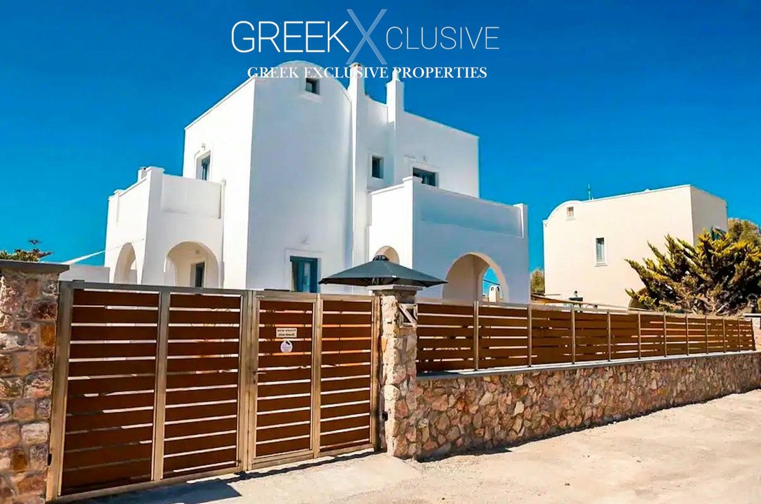 Villa in Thira, Aegean, Greece 1 - 16680286