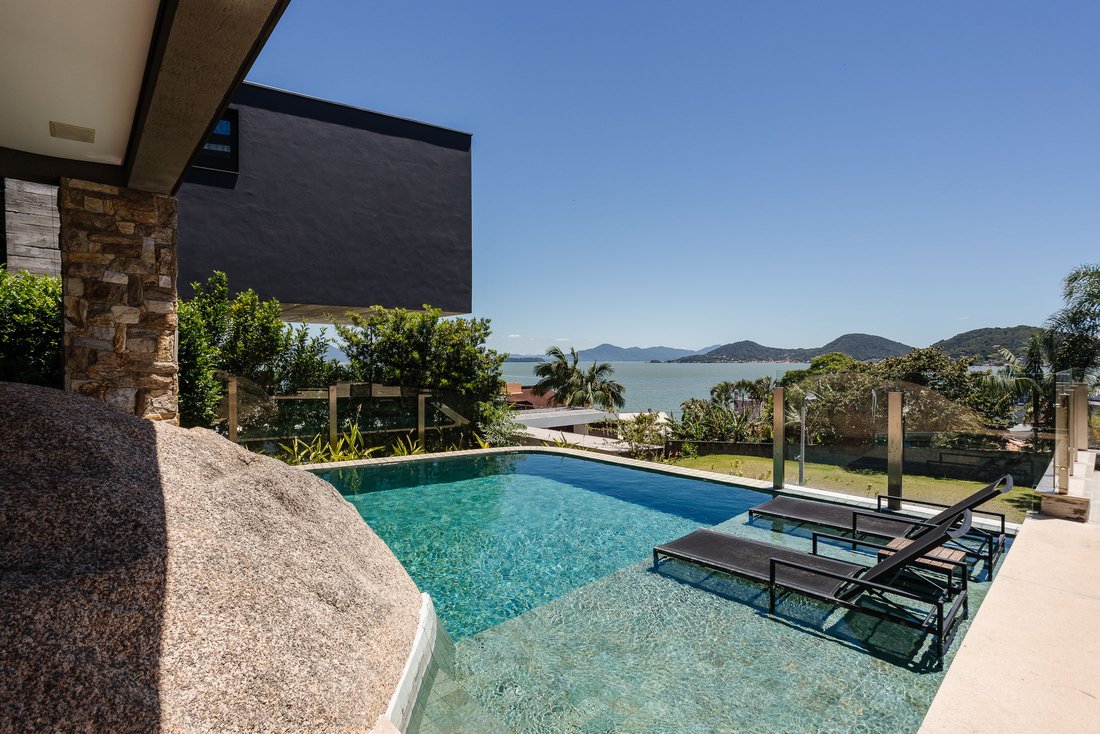 House in Cacupé, State of Santa Catarina, Brazil 4 - 16672855